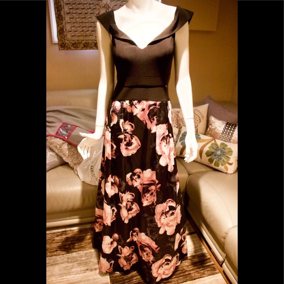 Evening Floral Dress (sleeveless) - Picture 1 of 3
